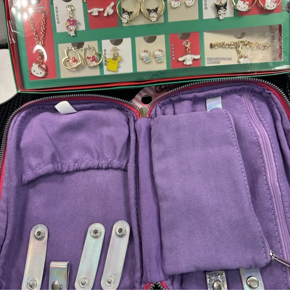 🆕 Hello Kitty 12 Day Jewelry Set & Travel Organizer